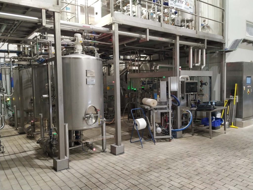 ZONE 400 MAQUINAS Y TANQUES ZONE 200